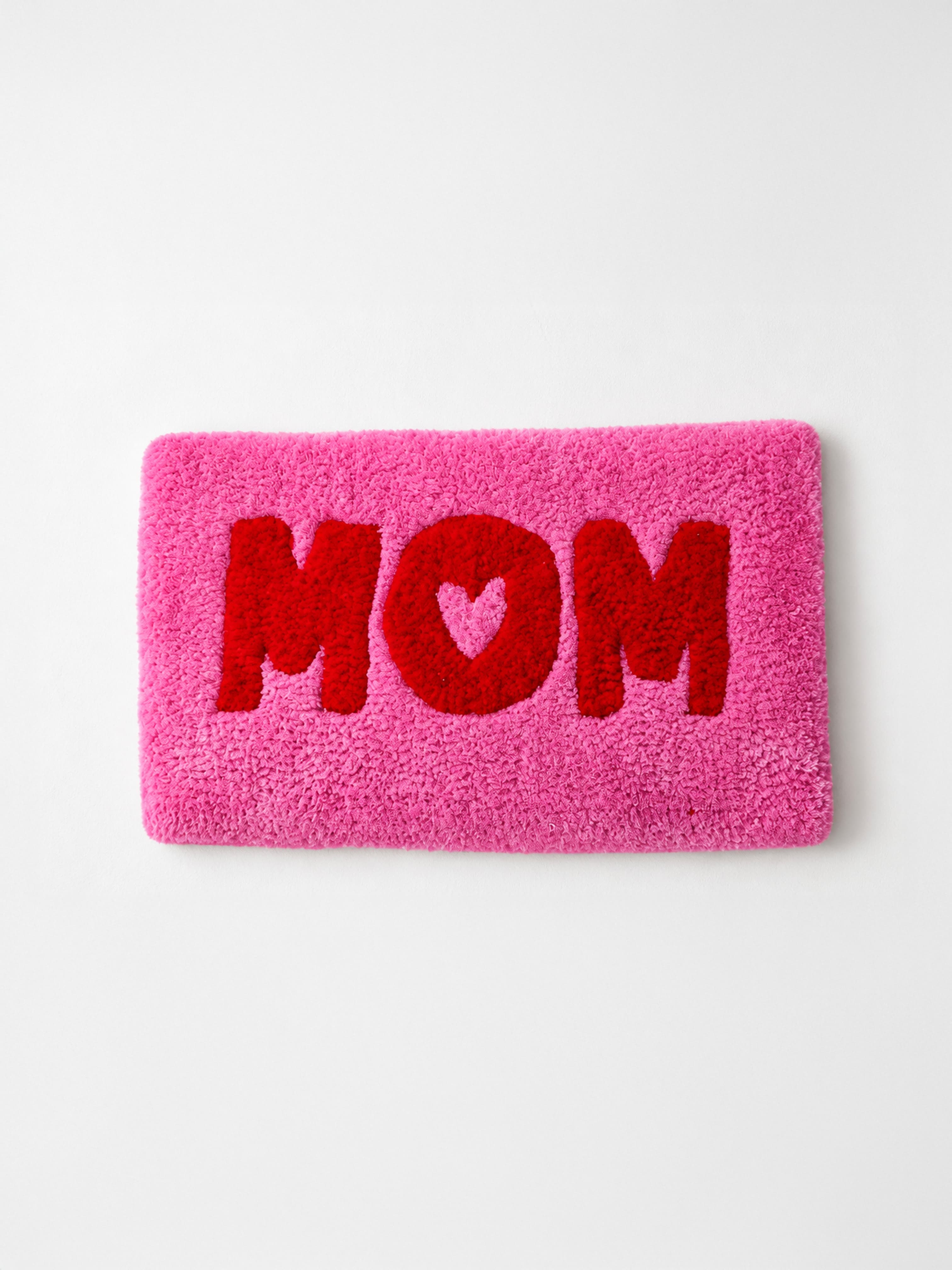 MOM